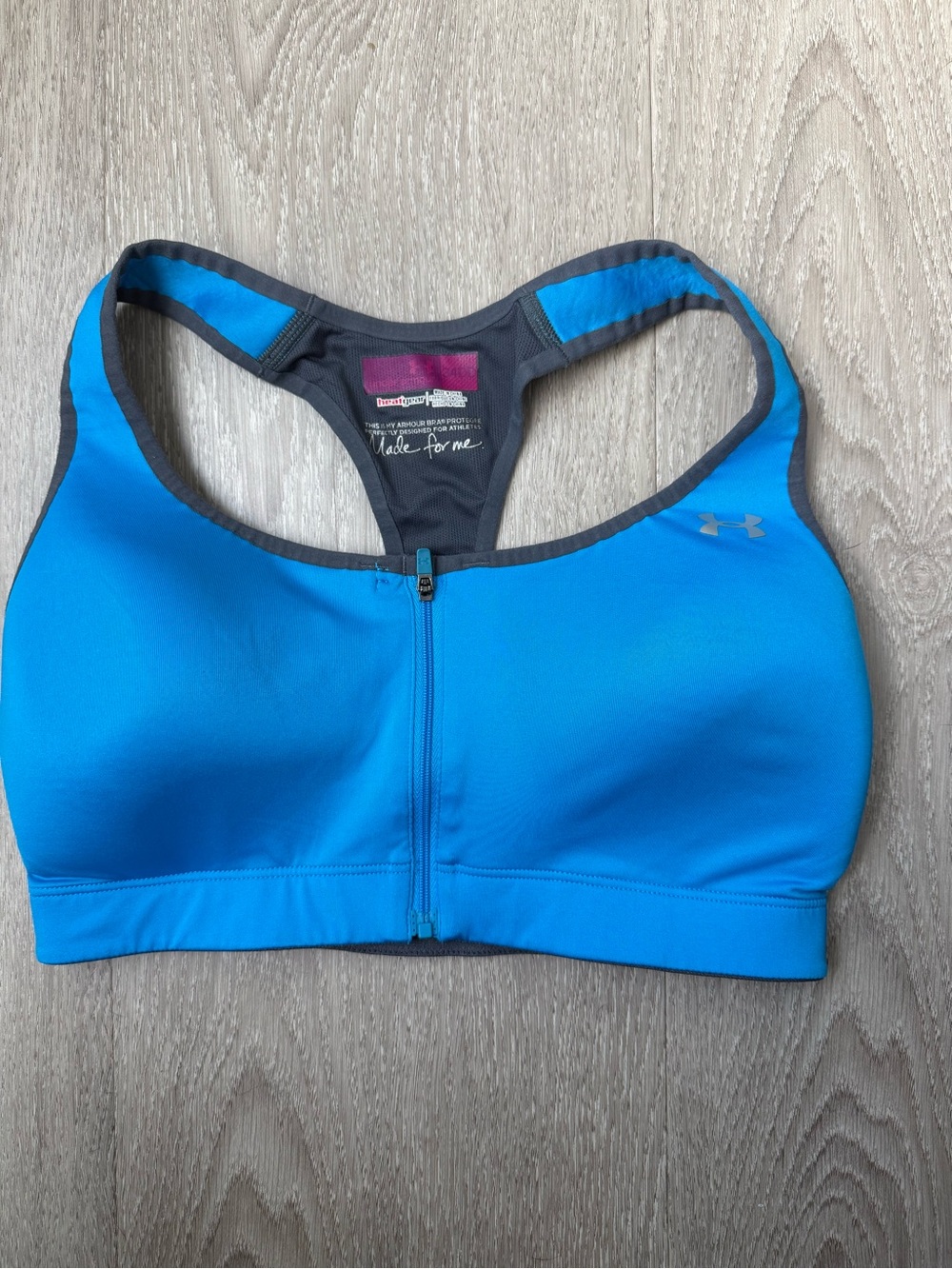 Under Armour Women's Blue Front-Zip Sports Bra Size 34 DD